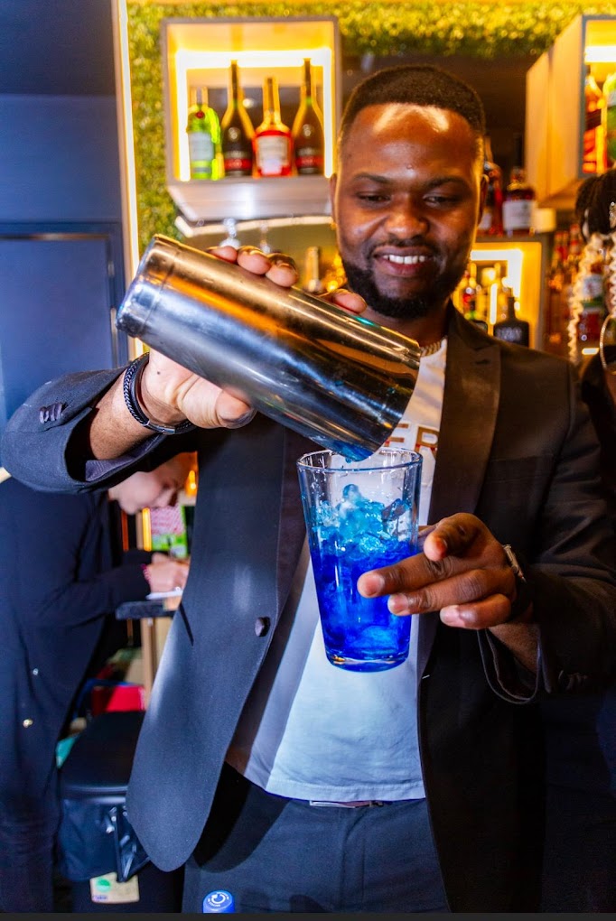 Aso Rock Restaurant & Bar business image in Kettering, Northamptonshire
